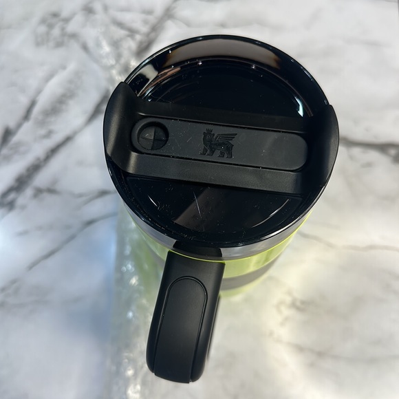 NWT UNRELEASED Stanley Quencher H2.0 FlowState Tumbler 30oz, NEON YELLOW - Picture 5 of 5